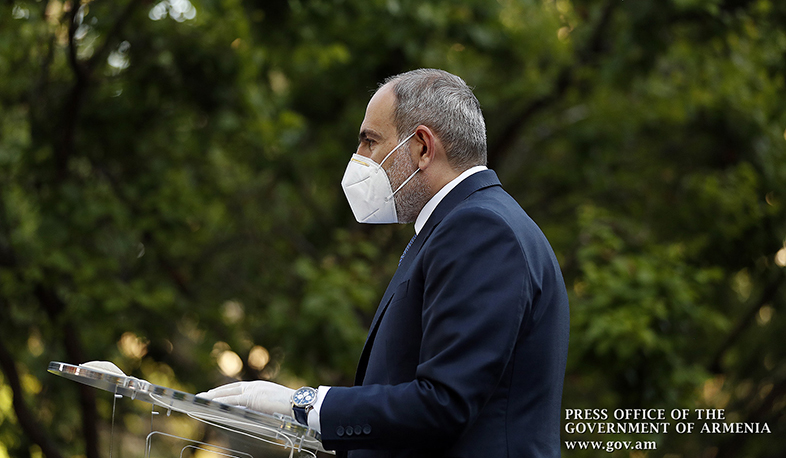 Բազմամարդ թաղում Շիրակ գյուղում. Փաշինյանը նոր լուսանկար է հրապարակել