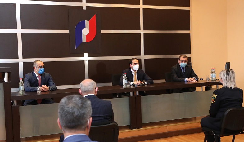 Տիգրան Ավինյանը ՊԵԿ աշխատակազմին է ներկայացրել նորանշանակ նախագահ Էդվարդ Հովհաննիսյանին