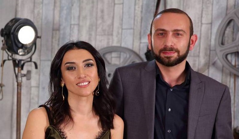 Ինչ են հայտարարագրել ԱԺ նախագահն ու կինը