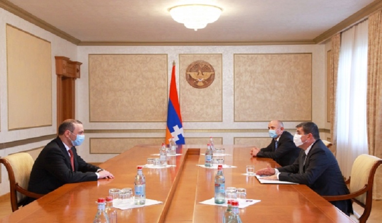 ԱՀ նախագահն ու ՀՀ ԱԽ քարտուղարը քննարկել են պարենային անվտանգության խնդիրները