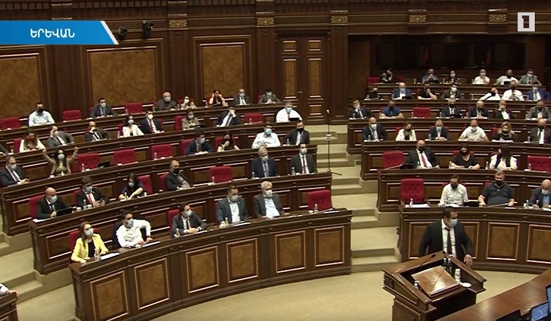 ԱԺ-ն բավարարել է Ծառուկյանին անձեռնմխելիությունից զրկելու և ազատազրկելու միջնորդությունները
