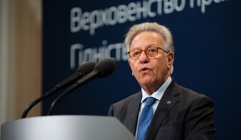 The Venice Commission supports Armenia's efforts to form democratic systems. Badasyan published Buquicchio's report