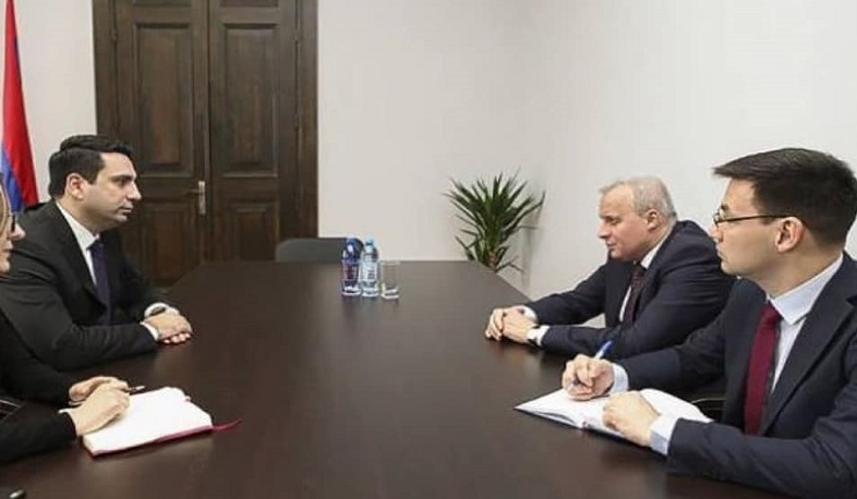 Alen Simonyan and Sergey Kopirkin discussed domestic political developments