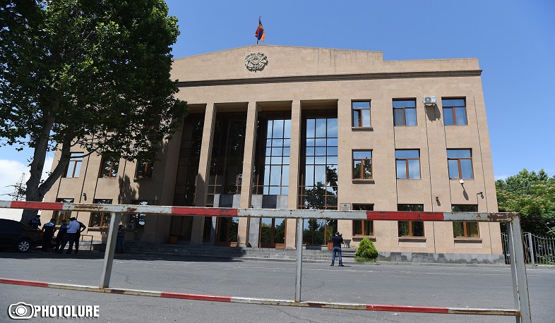 Դատարանը հրապարակում է Ծառուկյանի կալանքի միջնորդության որոշումը | ՈՒՂԻՂ