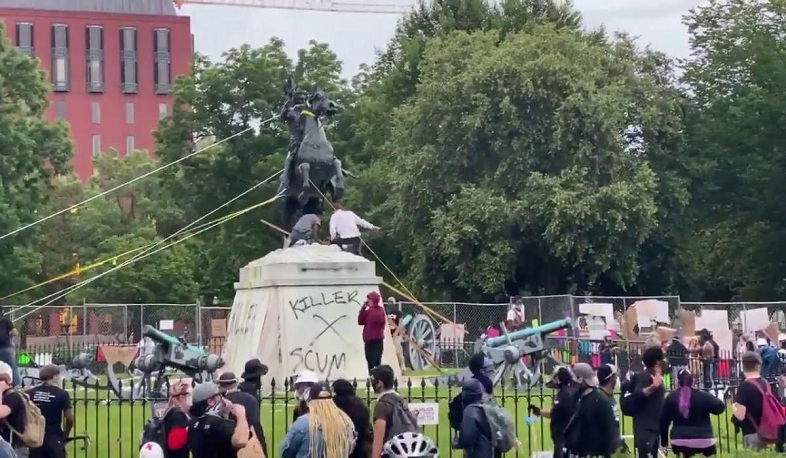 Վաշինգտոնում սկսված ցույցերը վերածվել են անկարգությունների. NBC News