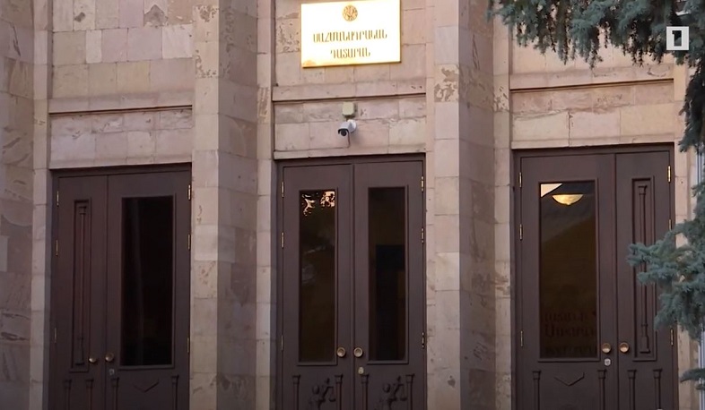 Սահմանադրության փոփոխությունների նախագիծը ՍԴ ուղարկել-չուղարկելու մասին իրավաբանների կարծիքները