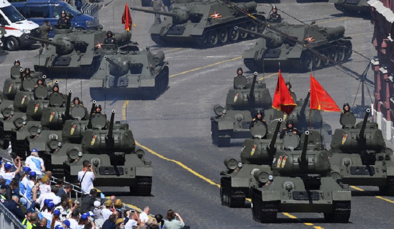 Վտանգավոր միջադեպ Սևաստոպոլում շքերթի ժամանակ. Interfax