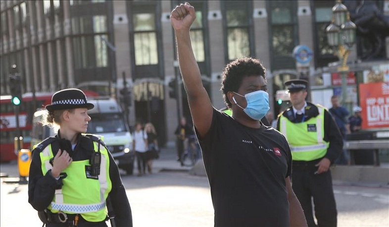 Բախումներ՝ Լոնդոնում. տուժել է 15 ոստիկան
