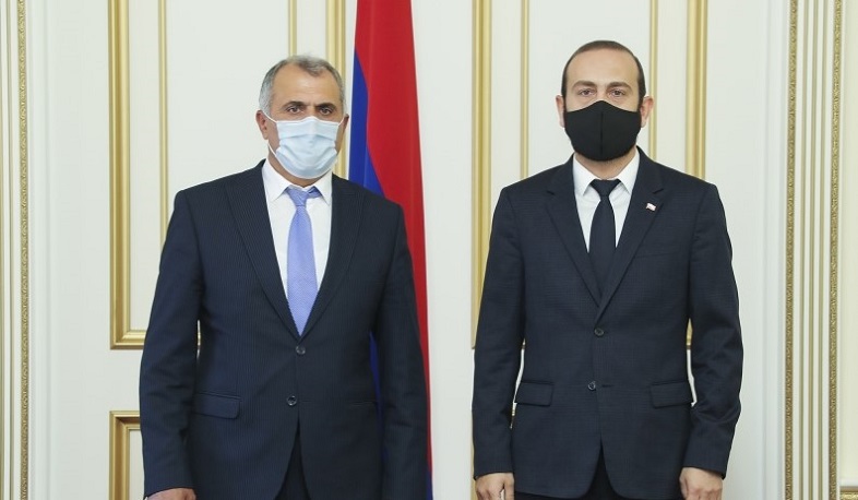 ԱԺ նախագահը հանդիպել է ՍԴ նախագահի պարտականությունները կատարող Աշոտ Խաչատրյանի հետ