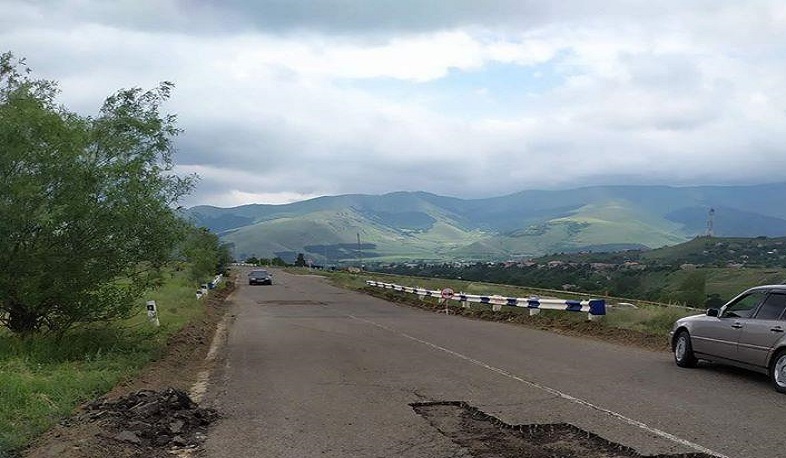 Սպիտակ-Գյումրի-Թուրքիայի սահման միջպետական ավտոճանապարհին մեկնարկել են միջին նորոգման աշխատանքները