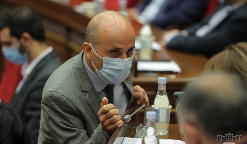 Հովակիմյանը՝ Հրայր Թովմասյանի խորհրդականի՝ եթերում հնչեցրած արտահայտությունների մասին