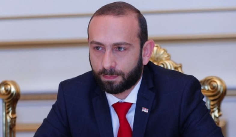 Ararat Mirzoyan congratulated prosecutors on their professional Holiday