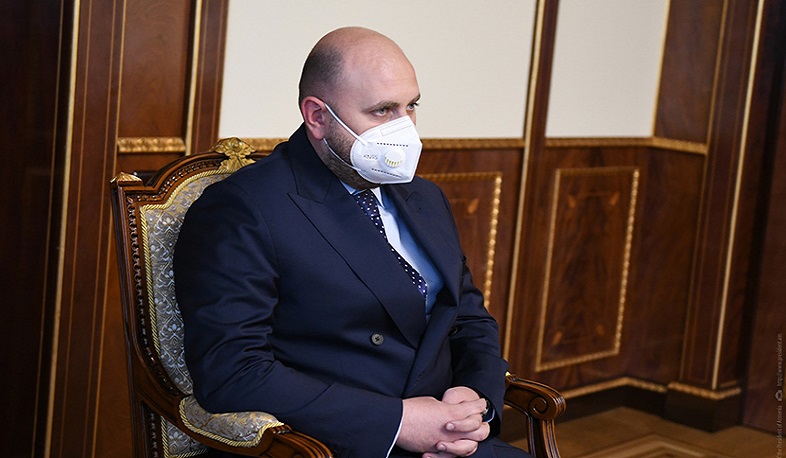 Նախագահը հանդիպում է ունեցել ՀՀ ԿԲ նախագահ Մարտին Գալստյանի հետ