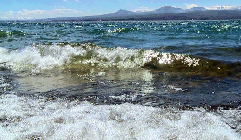 Ջրափրկարարները վերսկսել են ստորջրյա որոնողական աշխատանքները. քաղաքացին դեռ չի հայտնաբերվել