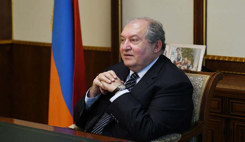 Արմեն Սարգսյանը հանդիպել է Հայաստանի ամերիկյան համալսարանի նախագահի հետ