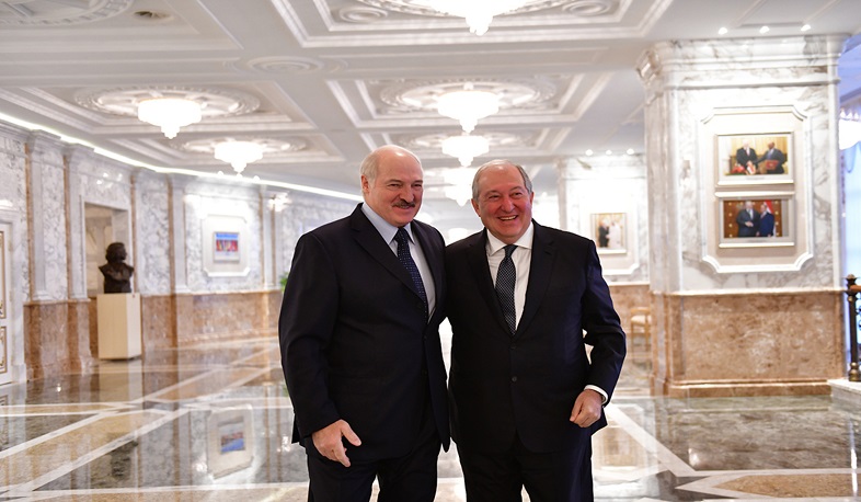 Արմեն Սարգսյանը շնորհավորել է Ալեքսանդր Լուկաշենկոյին Անկախության օրվա առթիվ