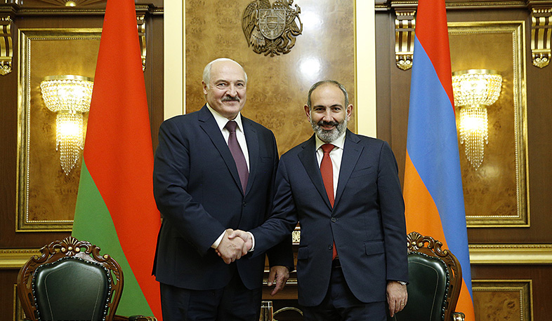 Nikol Pashinyan congratulates Alexander Lukashenko on Belarus Independence Day