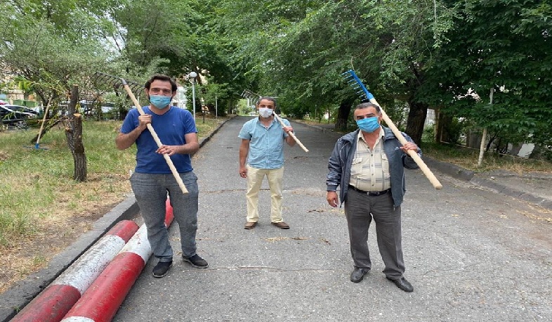 «Սբ Գրիգոր Լուսավորիչ» բուժկենտրոնի բակի բարեկարգմանը մասնակցում են պացիենտների հարազատները