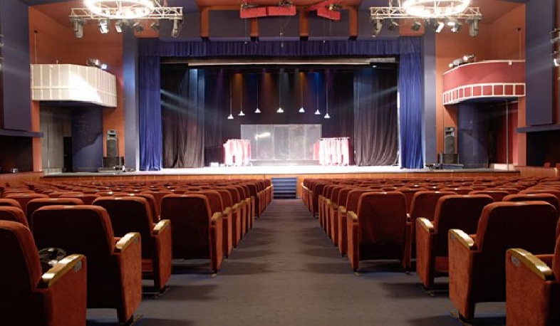 Ներկայացումները կհարմարեցվեն թատրոնի բացօթյա տարածքներում խաղալու համար