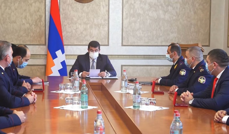 Առաջնային են իրավունքի գերակայությունն ու օրենքի առջև բոլորի հավասարությունը. ԱՀ նախագահը՝ ՔԿ պատասխանատուներին