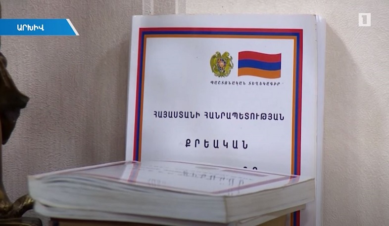 Զոհված զինծառայողների քրեական գործերը կուսումնասիրեն հարազատների և վարչապետի ներկայացրած 6 իրավաբան