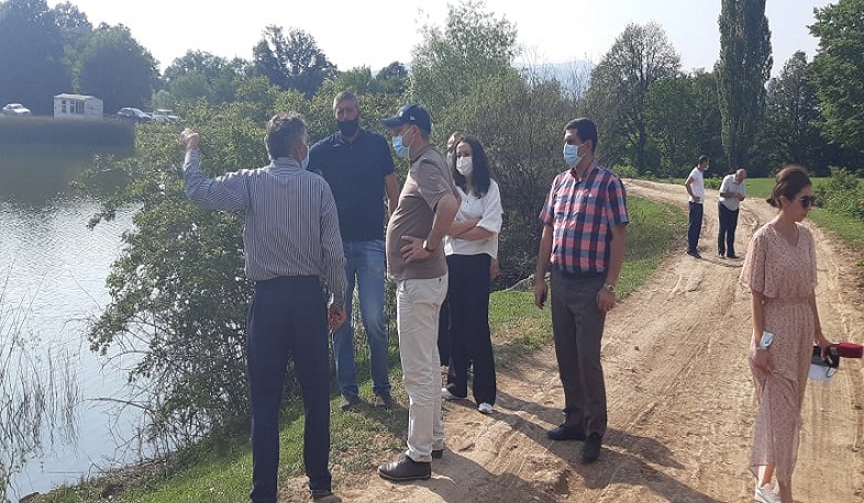 Լոռու մարզպետն աշխատանքային խմբով Դսեղում էր. օրակարգային հարցը հողատարածքների մշակմանը խոչընդոտող խնդիրների լուծումն է