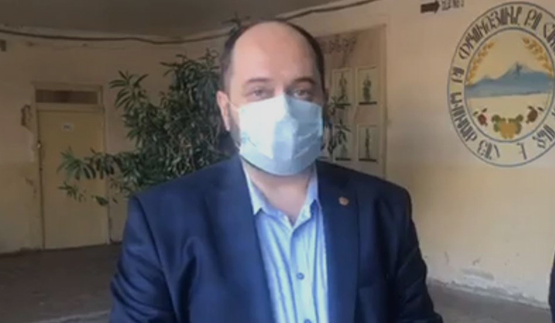 Արայիկ Հարությունյանն Արտաշատի թիվ 1 հիմնական դպրոցում է