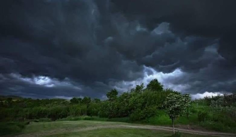 Արարատի մարզում վնասազերծվել է 2 կարկտավտանգավոր ամպ, իրականացվել է շուրջ 8860 ակտիվ ներգործման կրակոց