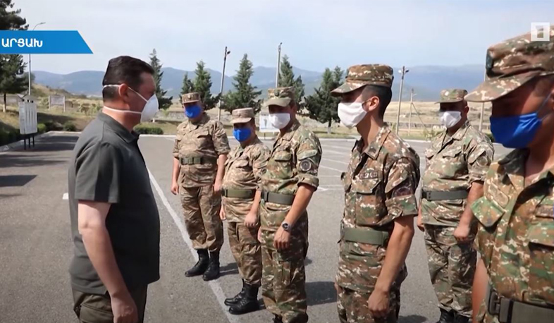 Նորակոչիկների ընդունման հանդիսավոր հավաք` ՊԲ զորամասերում