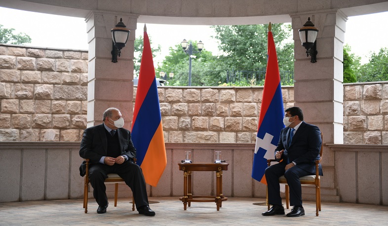 In Artsakh Armen Sargsyan met with Arayik Harutyunyan