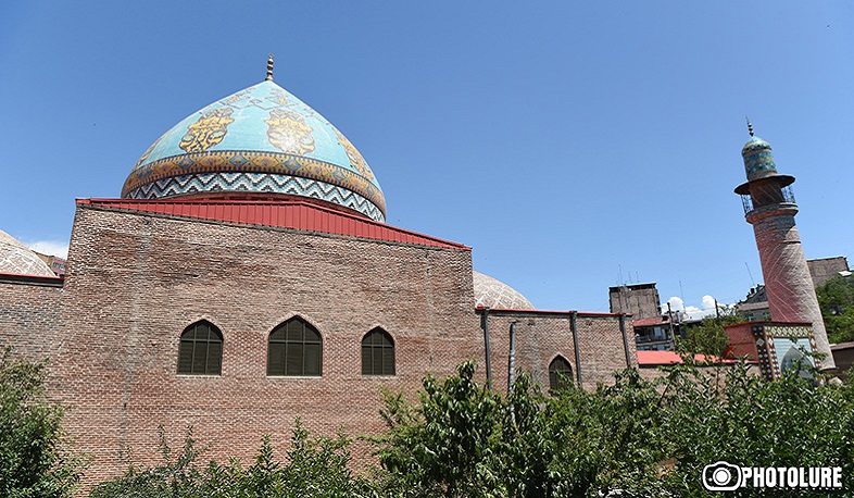 Կապույտ մզկիթում պայթուցիկ սարքի մասին ահազանգը կեղծ է եղել