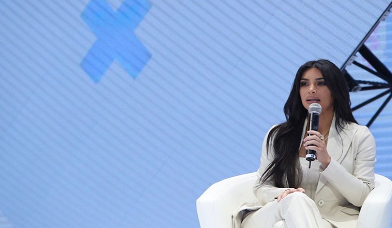 Ես Հայաստանի հետ եմ ու աղոթում եմ նրանց համար, ովքեր սահմանին են․ Քիմ Քարդաշյան