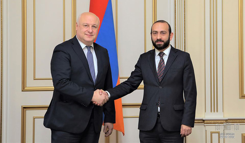 Արարատ Միրզոյանը հեռախոսազրույց է ունեցել ԵԱՀԿ ԽՎ նախագահի հետ