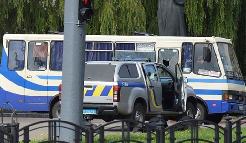 Զելենսկին կատարել է Լուցկում ավտոբուսի ուղևորներին պատանդ վերցրած ահաբեկչի պահանջներից մեկը