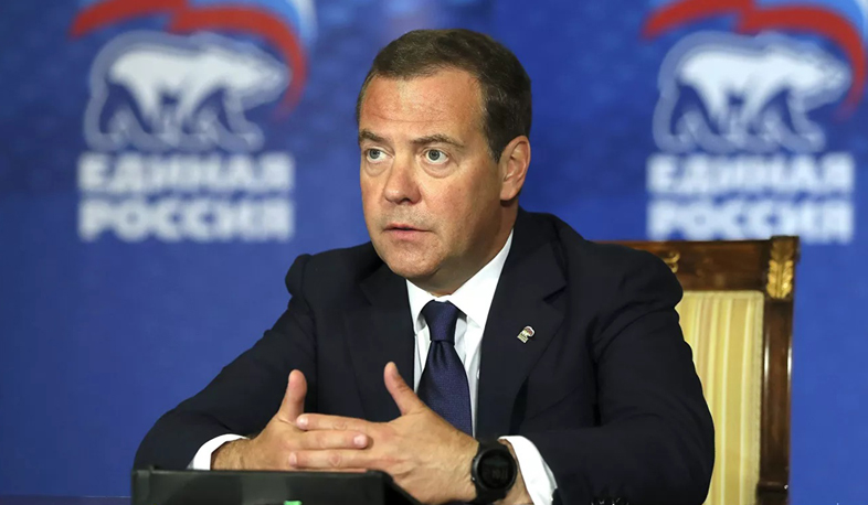 Երևանն ու Բաքուն պետք է ձեռնպահ մնան չմտածված գործողություններից․ Մեդվեդև