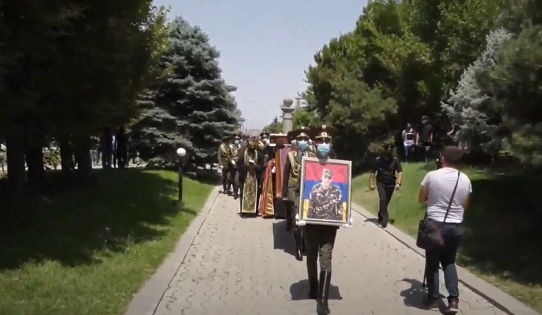 19-year-old soldier Arthur Muradyan was buried in 