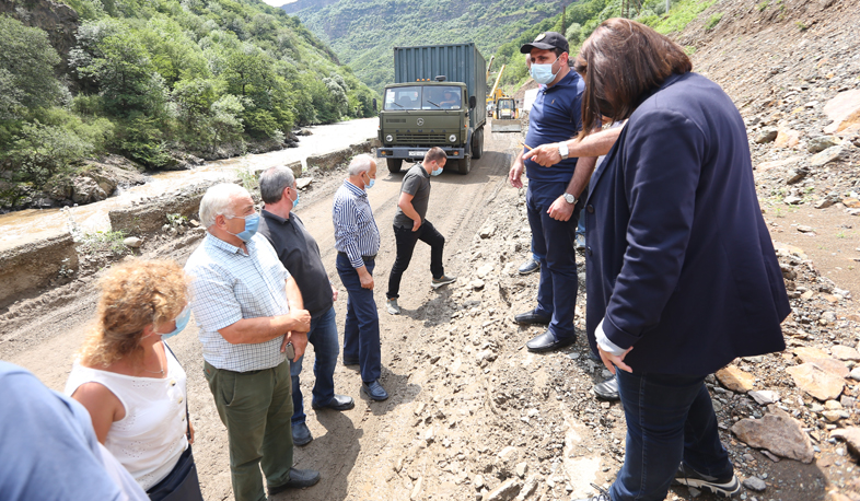 Նախարար Պապիկյանը  Լոռու մարզում հետևել է ճանապարհաշինական աշխատանքներին