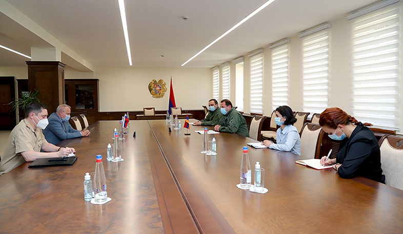 David Tonoyan met with the Russian Ambassador