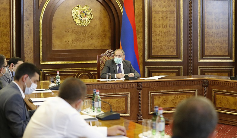 Վարչապետն ընդունել է տեքստիլի ոլորտում գործունեություն ծավալող ընկերությունների ներկայացուցիչներին