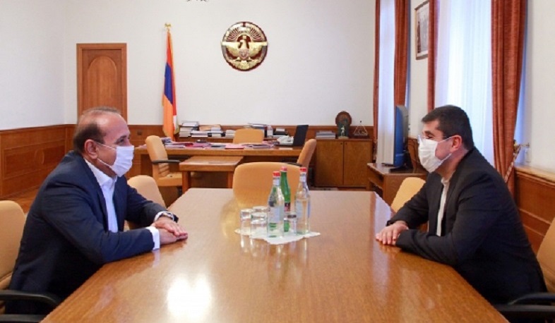 The President of Artsakh received Hovik Abrahamyan