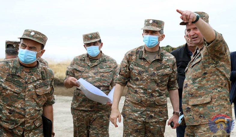 Օնիկ Գասպարյանն ու Ջալալ Հարությունյանն այցելել են առաջնագիծ