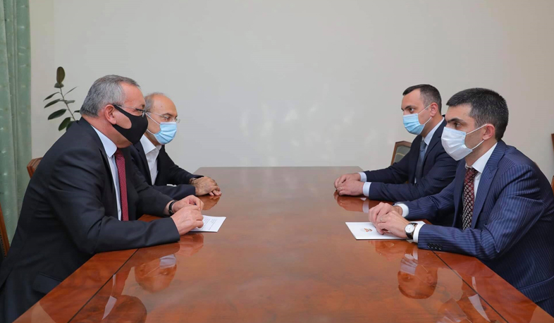 ԱՀ ԱԺ նախագահն ընդունել է ՀՀ-ում ԱՀ մշտական ներկայացուցչին