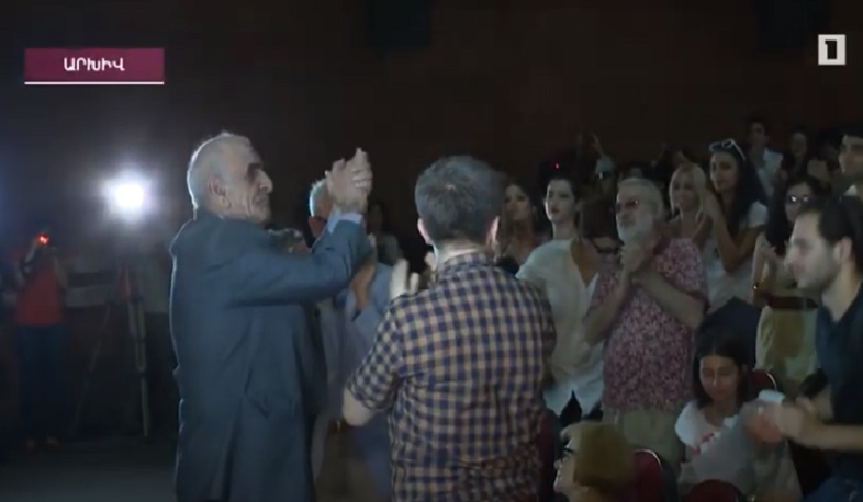 Փելեշյանի վերադարձը. մեծ պրեմիերա՝ Փարիզում