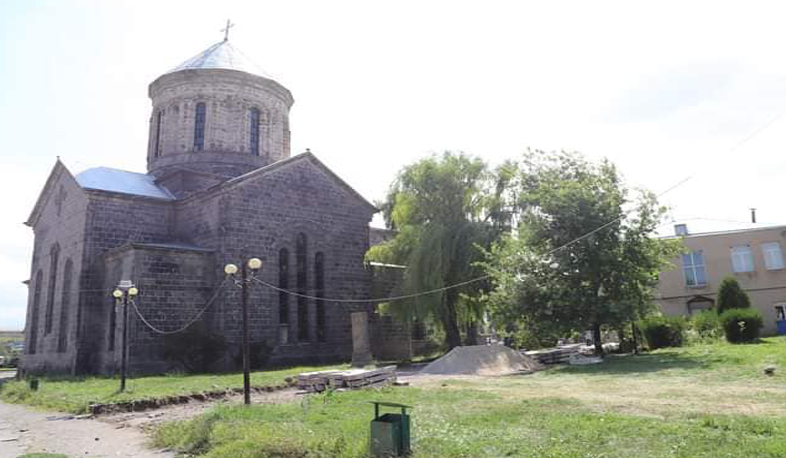 Վերանորոգվում է Գավառի Սուրբ Աստվածածին եկեղեցու հարակից տարածքը