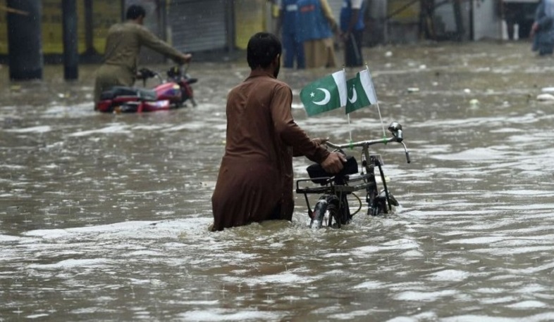 Պակիստանում հեղեղումների զոհ է դարձել 17 մարդ