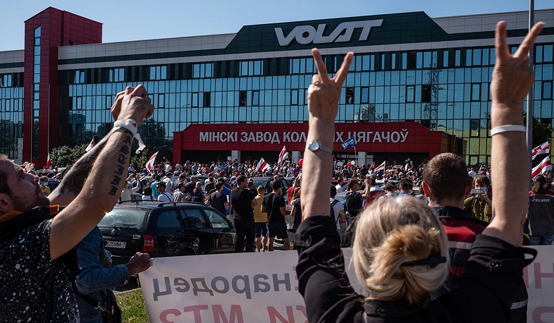 Օգոստոսի 24-ից կփակվեն գործադուլ անող գործարանները. Ալեքսանդր Լուկաշենկո