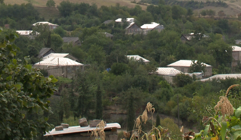 Չինարիում բնակելի տան հիմքի աշխատանքներն ավարտվել են. Ղուլարյան