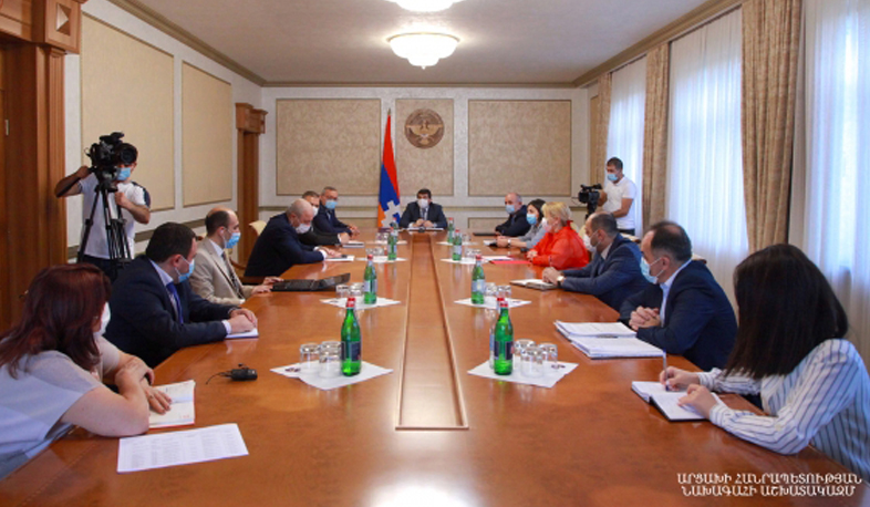 ԱՀ նախադպրոցական, հանրակրթական և բարձրագույն ուսումնական հաստատություններում դիմակ կրելը կլինի ոչ պարտադիր