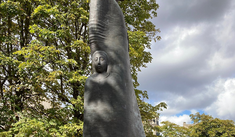 Ֆրանսիայում ՀՀ դեսպանությունը խստորեն դատապարտում է Փարիզում Կոմիտաս Վարդապետի արձանի պղծումը