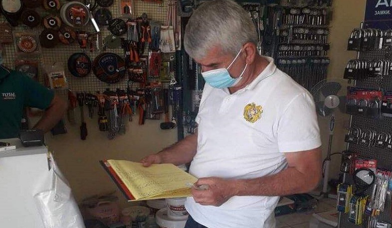 Էրեբունու բենզալցակայաններում աշխատակիցները սպասարկել են առանց դիմակի